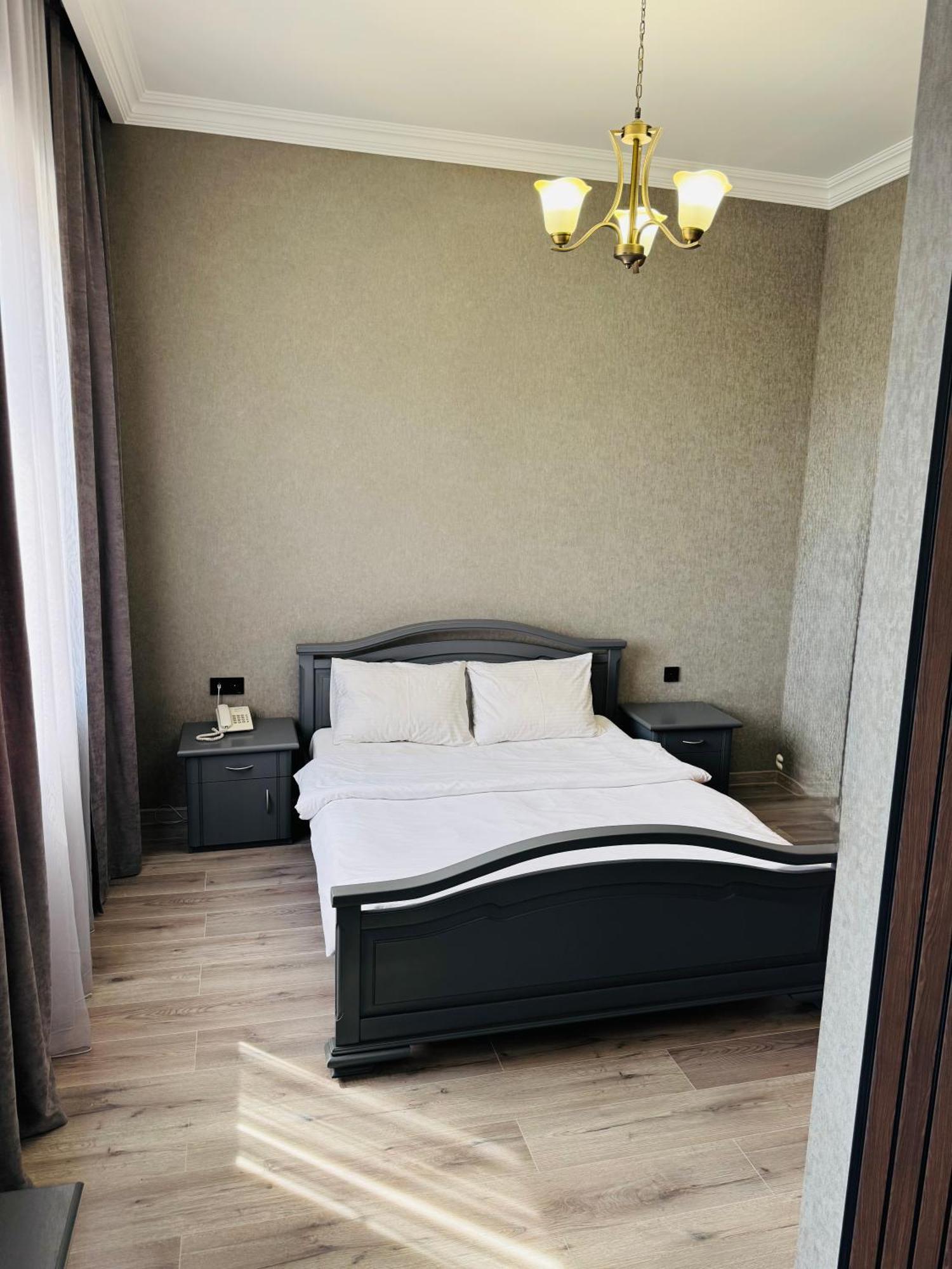 Capital Hotel Yerevan Ngoại thất bức ảnh
